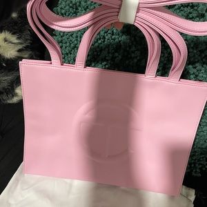 Medium Telfar shopping bag